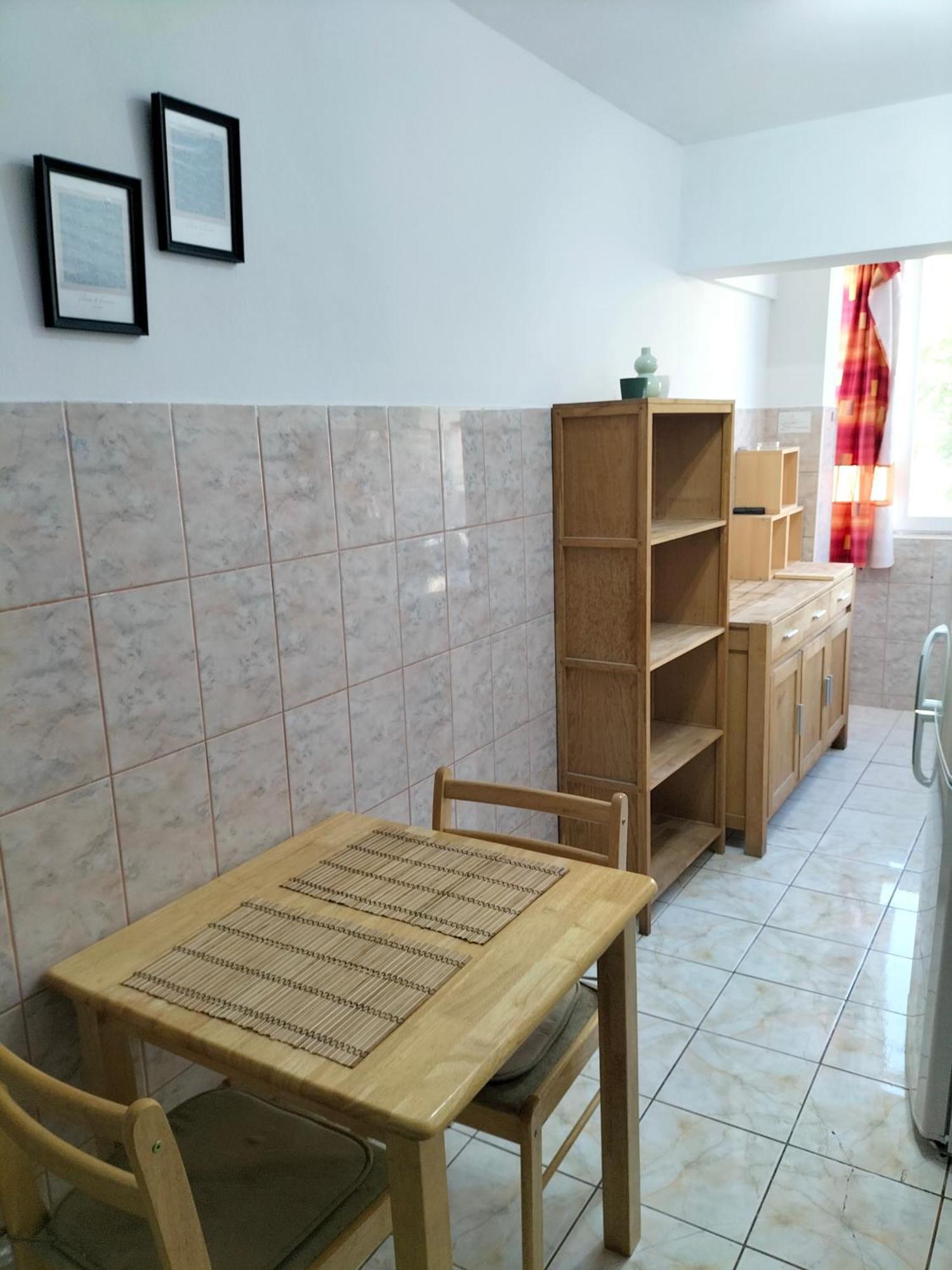 Studio On Орадя Екстер'єр фото
